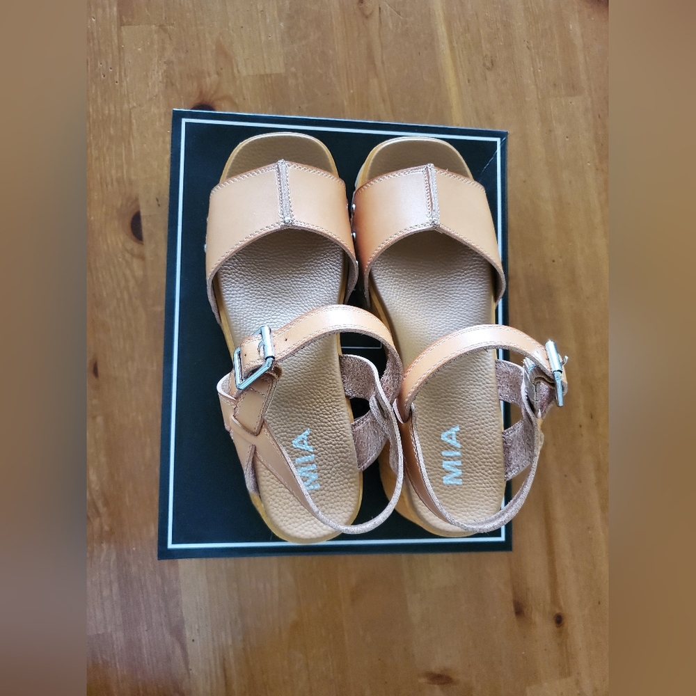 Mia Daniella clog size 6.5 - Picture 4 of 13